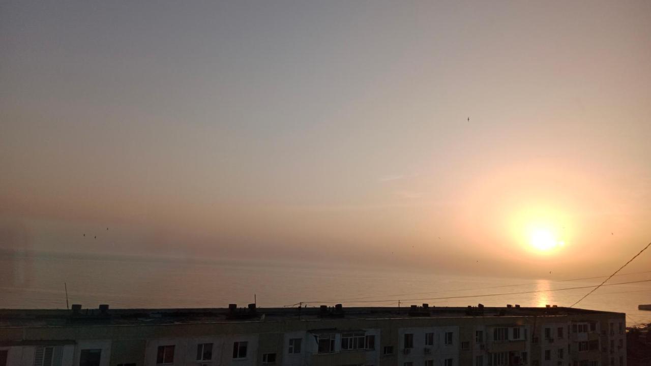 Трехкомнатные Апартаменты В 15 Микрорайоне С Видом На Каспийское Море И Возле Моря Aktau  Exteriör bild